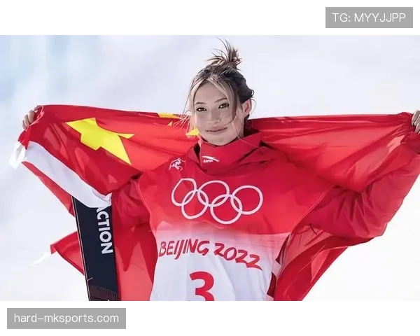 谷爱凌今天街拍那个包，我立刻开始查房价